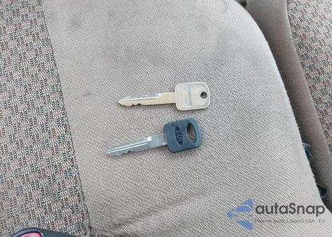 1998 Ford Ranger Splash/Xl/Xlt из США, поврежденный, VIN 1FTYR10C4WUD06435